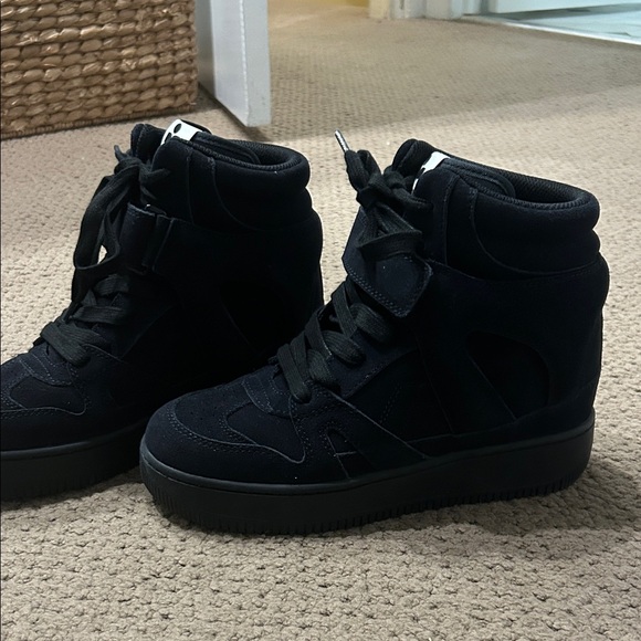 Isabel Marant High-Top Wedge Black Sneakers - Picture 2 of 5